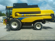Moissonneuse batteuse NEW HOLLAND CSX 7050_2