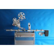 Étiqueteuse automatique par-dessus à rabat - ESA - Cadence jusqu'à 60 produits/min - Pose d'étiquettes inviolabilité pour secteurs agroalimentaire et cosmétique_2