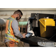 Tablette performante, maniable, intelligente pour  les travaux sur terrain - trimble t100_2