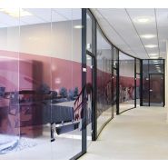 Cloison vitrée amovible H9, épaisseur 96 mm et hauteur 3000 mm