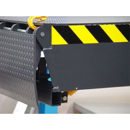 Niveleur de quai avec lèvre rabattable - Inkema RH14 - Hauteur spécifique 463mm pour transport optimisé_2