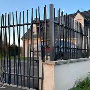 Clôture paysagère MIKADO en acier pour délimitation et protection des jardins