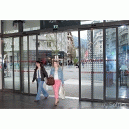 Porte piétonne optima 100 / extérieur / commande manuelle Porte piétonne optima 100 / extérieur / commande manuelle