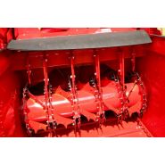 Pailleuse agricole PR 4000 GM - Jeantil - pour bottes rondes ou cubiques, performante en conditions extrêmes_2