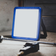 Projecteur de chantier LED hybride GLADIATOR SL - 4000lm, IP66, batterie lithium-ion, garantie 3 ans_2