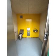 Cabine PMR disponible en version manuelle, semi-automatique ou automatique- réf. 2054_2