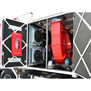 Camion Dino12 doté d'un flexible d'aspiration de 250 mm de diamètre