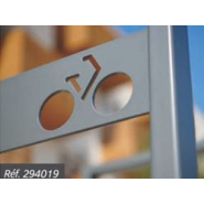 Appui vélos de style contemporain et épuré en 2 versions: classique ou avec tôle signalétique - MILAN_2