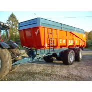 Remorque benne avec caisse renforcée et ranchers soudés sur toute la hauteur