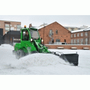 Chasse-neige  v2400 avant tecno oy_2
