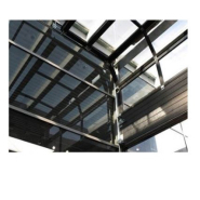 Porte sectionnelle industrielle motorisée - panneaux aluminium extrudé 1.8 mm laqué - double acrylique 4+4 mm_2