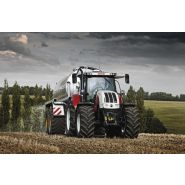 Tracteur Steyr CVT avec moteur diesel électronique performant