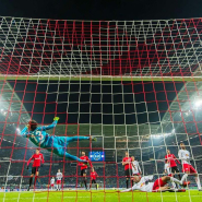 Filets pour Buts de Football aux Mâts Intégrés - Paire [11 Options à Rayures et en Couleur Seule] - Filets de Remplacement pour Buts de Football de Qualité Professionnelle_2