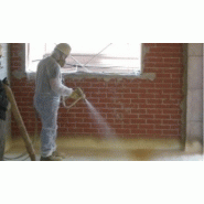 Mousse à cellules fermées pour isolation thermique et étanchéité