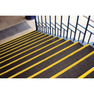 Couvre-marches antidérapant XL, idéal pour sécuriser vos escaliers - 345 x 55 mm - Référence SDFR185_2