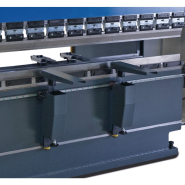 Presse plieuse hydraulique à commande CNC Metallkraft GBP-BASIC S 30135 - CybTouch 12, bombage motorisé et serrage rapide_2