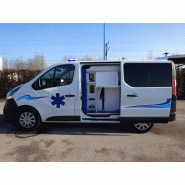 Opel Vivaro ambulance avec rampe avant