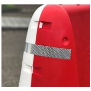 Séparateur de voie léger, largeur réduite pour gain de place au sol