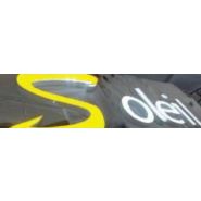 Lettrages 3D creuses en aluminium avec face plexiglas et chants laqués epoxy satinés - Relief 10 à 100 mm - IPSC_2