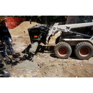 Godet malaxeur robuste compatible avec coupleurs et attaches rapides