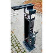 Station de réparation et gonflage vélo Scandic_2