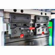 Plieuse électrique à commande numérique ARROW - PE 400x6T - compacte, précise et rapide pour petites pièces_2