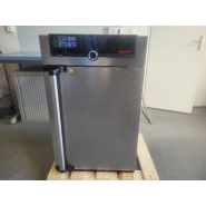 Etuve MEMMERT UF 75 avec convection forcée 300°C_2