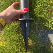 Borne solaire noire Living pour piscine - éclairage économique avec 3 modes et USB intégré_2