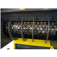 Broyeur simple arbre multi-matériaux calibrage 22kW  avec un traitement jusqu'à 1000kg/h de plastiques, composites et diverses matières  - BCX22_2