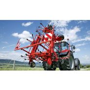 Faneuses hydrauliques GF 1002 avec largeur réglable de 5,20 m à 7,80 m