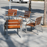 Chaise Neobarcino UM304NS - bois FSC ou d'ingénierie - piètement en fonte ductile avec traitement anticorrosion_2