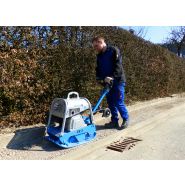 Compacteur CR 2 avec semelle stable pour compactage d'asphalte et pavés