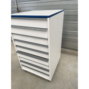 Meuble d'occasion de laboratoire avec 9 tiroirs - sur pieds métal - atex - P21091162_2