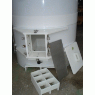 Cuve à vin rouge - 28,50 HL au débordement - Fond en pente inclinée avec grille de filtration inox_2