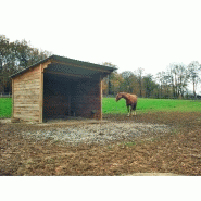 Abri de stockage / structure en bois / toiture en bacacier / bardage en bois / ancrage au sol avec platine_2