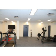 Plafonnier LED NOVAD IP20/IP44 - Diffuseur polycarbonate micro prismatique et anti-poussière, ultra plat, pour zones de travail, commerces et établissements de santé_2