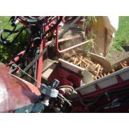 Machine agricole Simon pour récolte de carottes