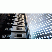 Western Digital Red WD142KFGX disque dur 14 To 7200 tr/min 512 Mo 3.5