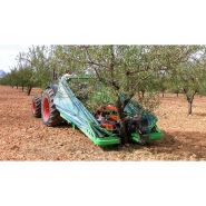Récolteuse d'amandes compatible avec tracteurs de 70 cv