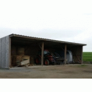 Abri de stockage / structure en bois / toiture en bacacier / bardage en bois / avec fondation_2