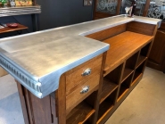 Comptoir n°108 - Chêne massif avec dessus en étain alimentaire - 2,24m de longueur_2