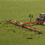 Faneuses semi-portées TE8511C-TE10514C - Kubota Europe - 8 à 10 rotors - Largeur de travail 11 à 13,50 m_2