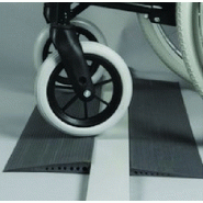 Rampe pour PMR en caoutchouc adhésive - Hauteur 10 mm, Profondeur 100 mm, Largeur 900 mm - Référence AXS020_2