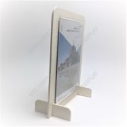 VPE0873 - Porte-visuel de comptoir - bois - A5 vertical (21 cm x 15 cm) - recto verso avec pochettes recyclables_2