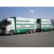 Remorque avec installation d’abreuvage automatique et réservoir de 250 litres