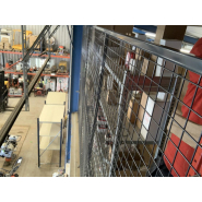 Cloison industrielle esthétique, solide et totalement modulable pour une gestion optimisée de vos zones de stockage et de vos surfaces de travail_2