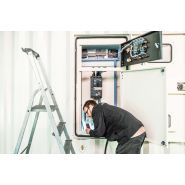 Groupe électrogène pour production et distribution d'énergie électrique