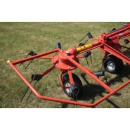 Faneur KUHN série GF 102 avec 4 à 6 rotors