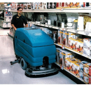 5680 Autolaveuse TENNANT autotractée_2