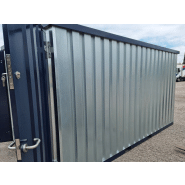 Conteneur léger adapté au transport en passages étroits